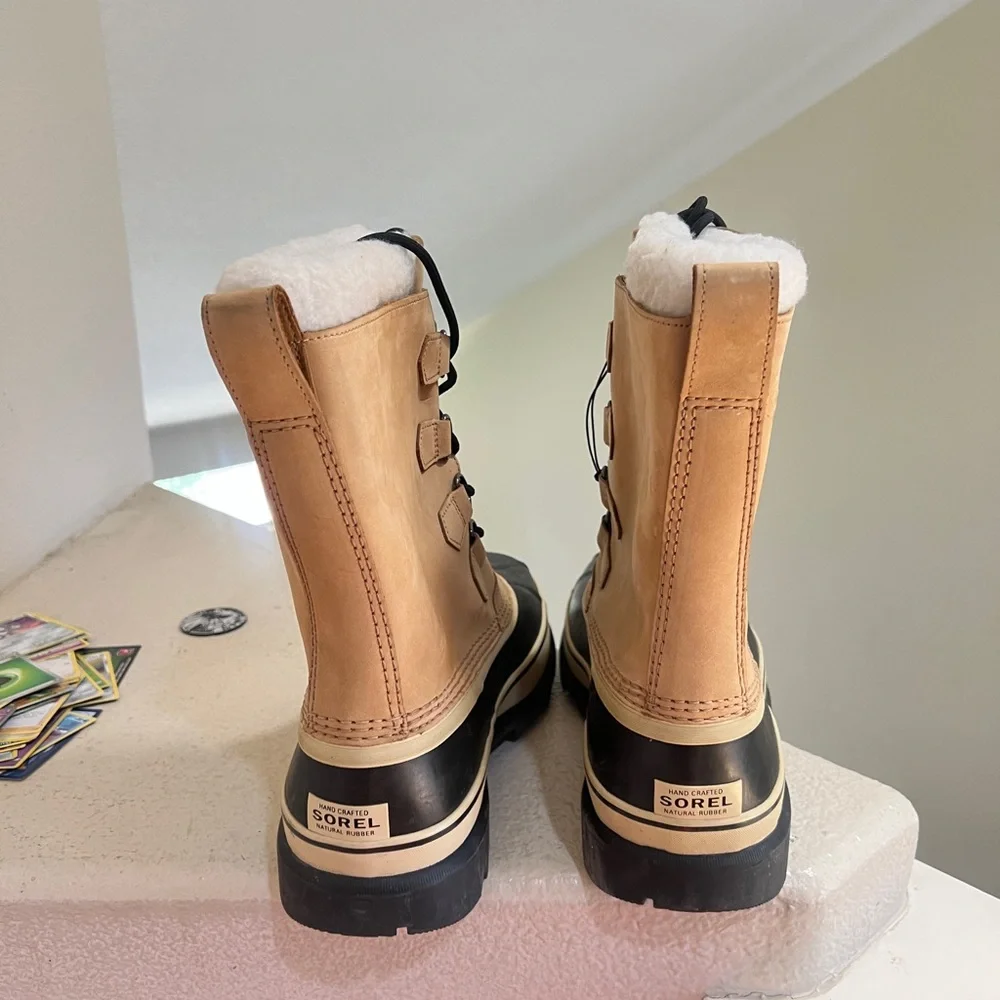 SOREL Men’s Size 12 Caribou Waterproof Insulated Winter Boots, 1002871 /Buff